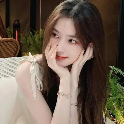 阿薇尔与虚构世界
